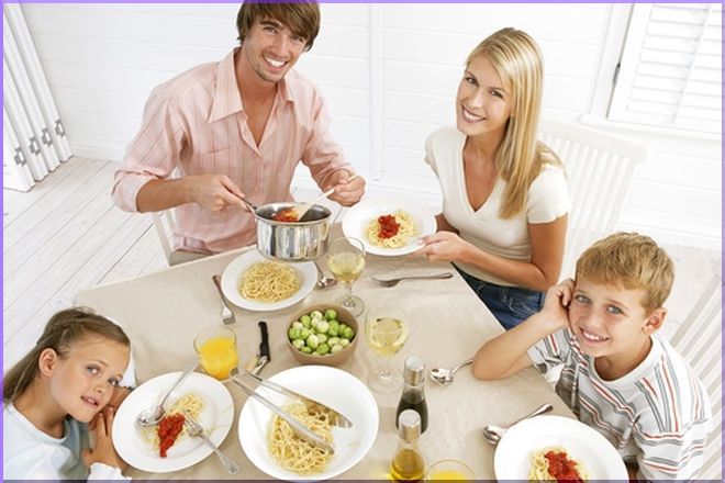 Family Mealtime Not a Thing of the Past
