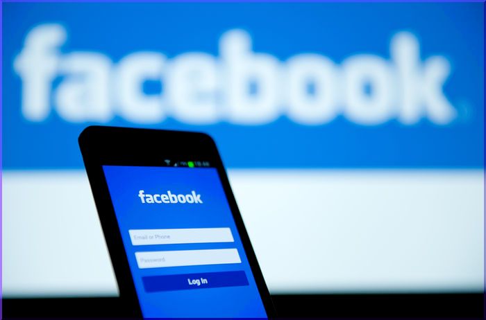 Facebook Introduces Relevance Score for Advertisers